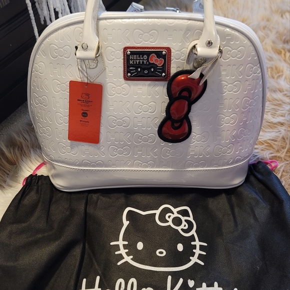 Hello kitty large loungefly - Picture 5 of 5